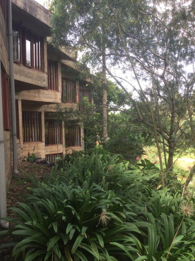 Villa Rock Stop Falls Nairobi Exterior foto