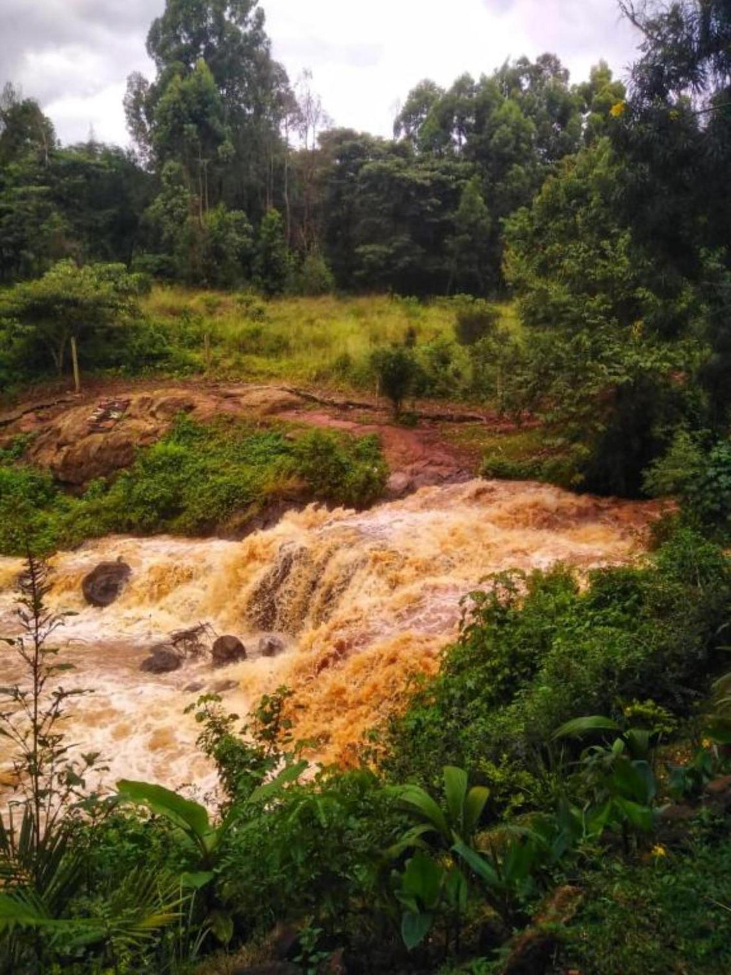 Villa Rock Stop Falls Nairobi Exterior foto