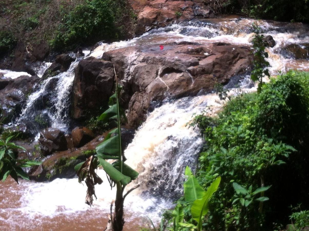 Villa Rock Stop Falls Nairobi Exterior foto